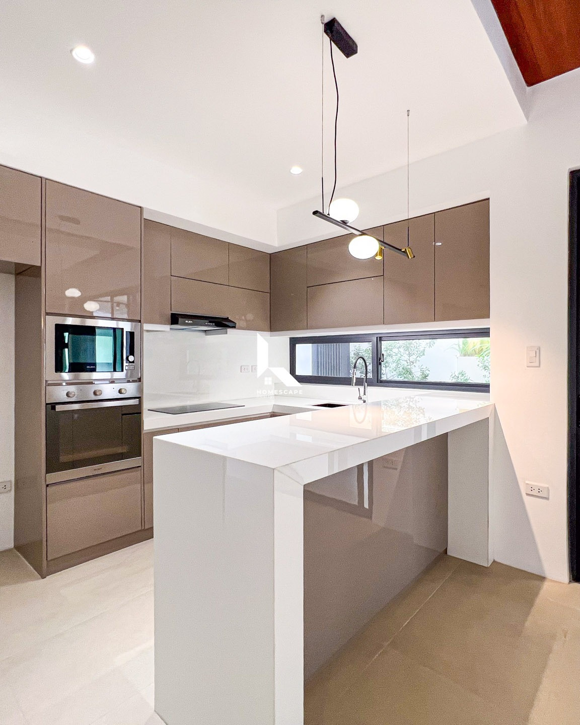 Notable Modern Contemporary House and Lot photo 5