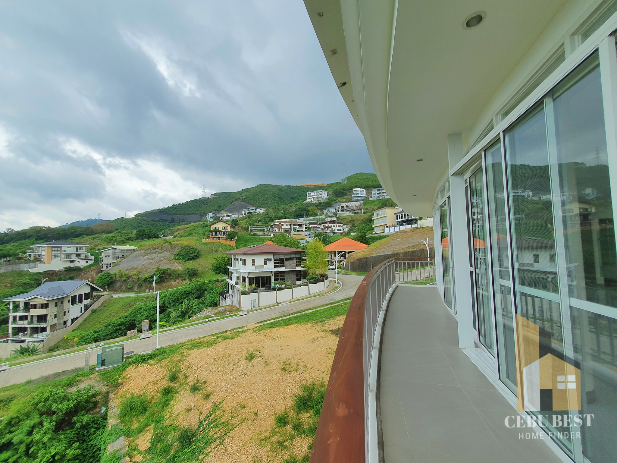 Overlooking Modern House photo 1