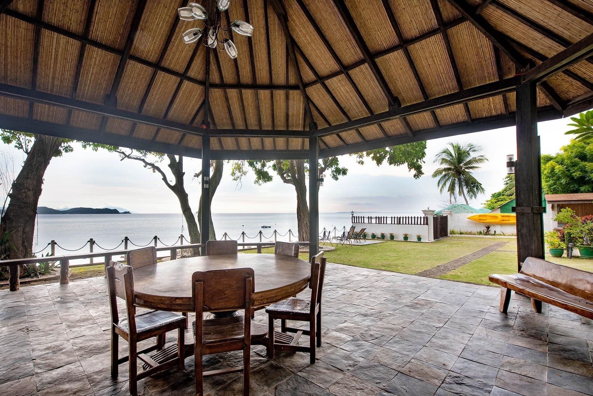 An Astounding White Beachfront Resthouse for Sale in Batangas photo 4