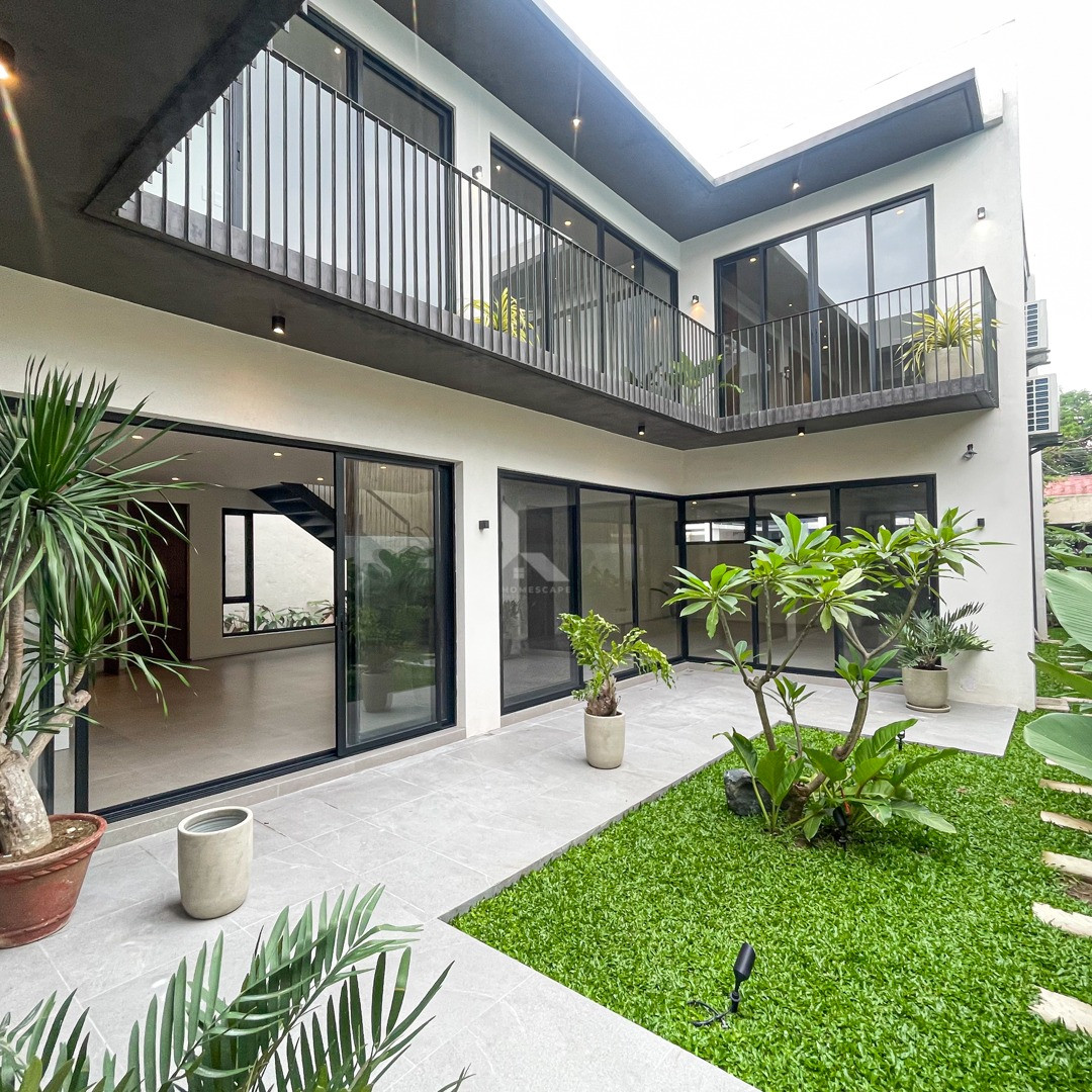 Astounding Brand New Modern Tropical House and Lot For Sale photo 2