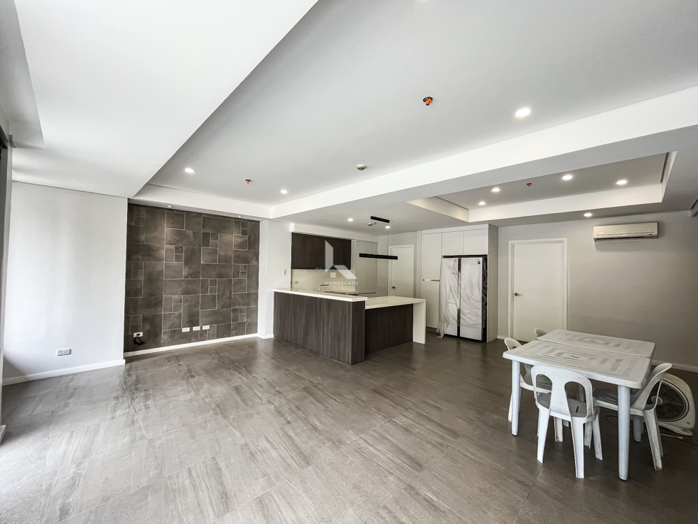 Grand Brand New 5-Storey Corner Building For Sale in Maytunas photo 5