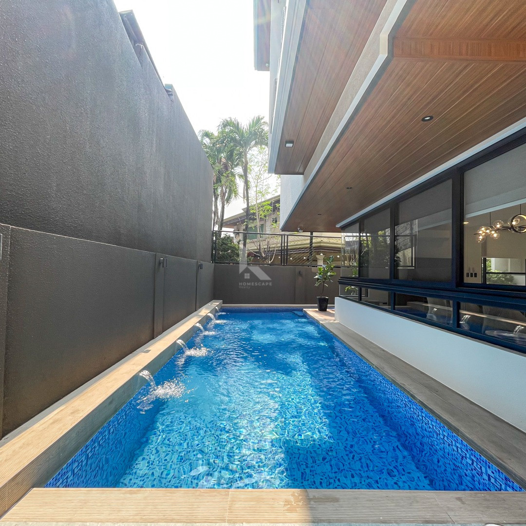Ultramodern Brand New House and Lot For Sale in Mira-Nila Homes photo 2