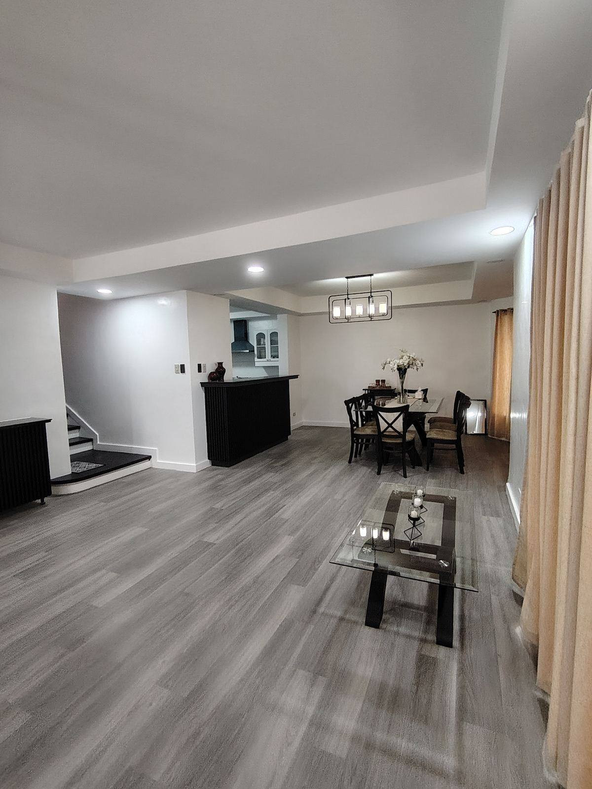 Secure this Newly Renovated Home in Classica Victoria photo 4