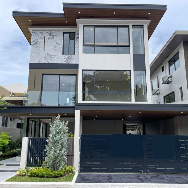 Sophisticated Modern Contemporary House and Lot For Sale photo 1