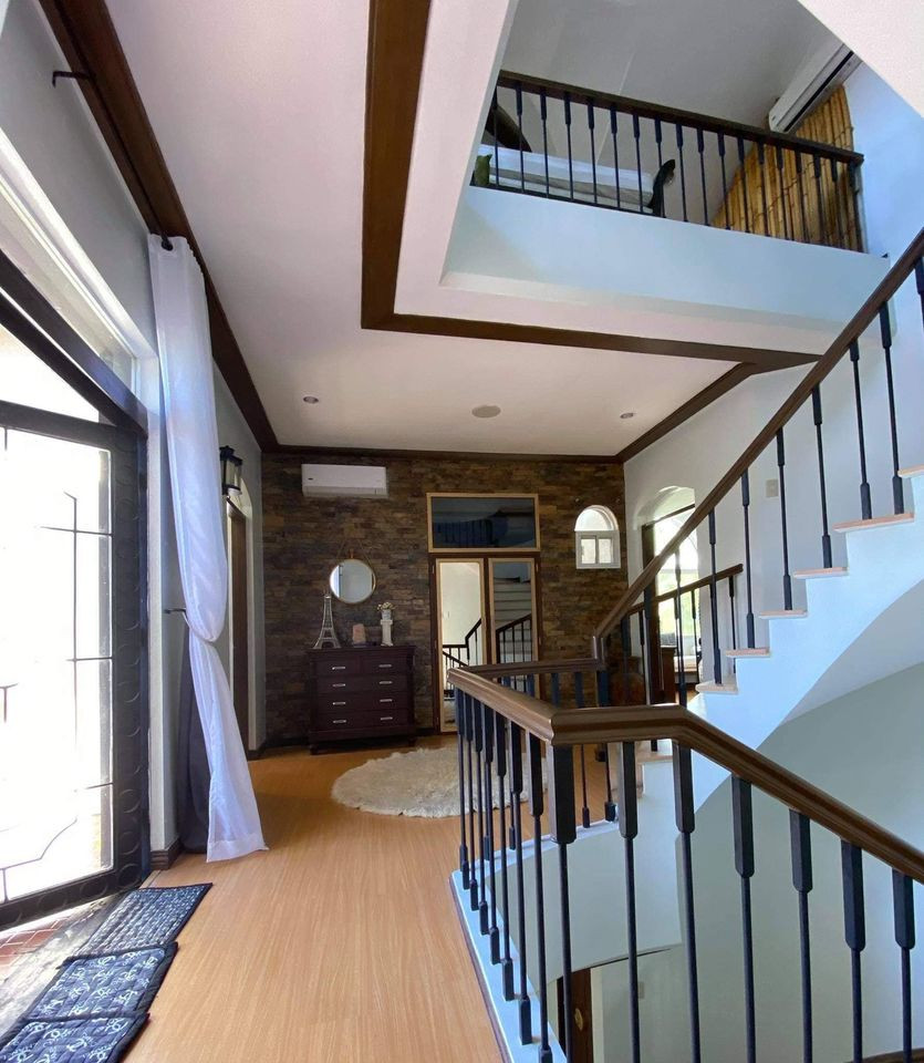 HOUSE AND LOT FOR SALE IN PORTOFINO SOUTH photo 5
