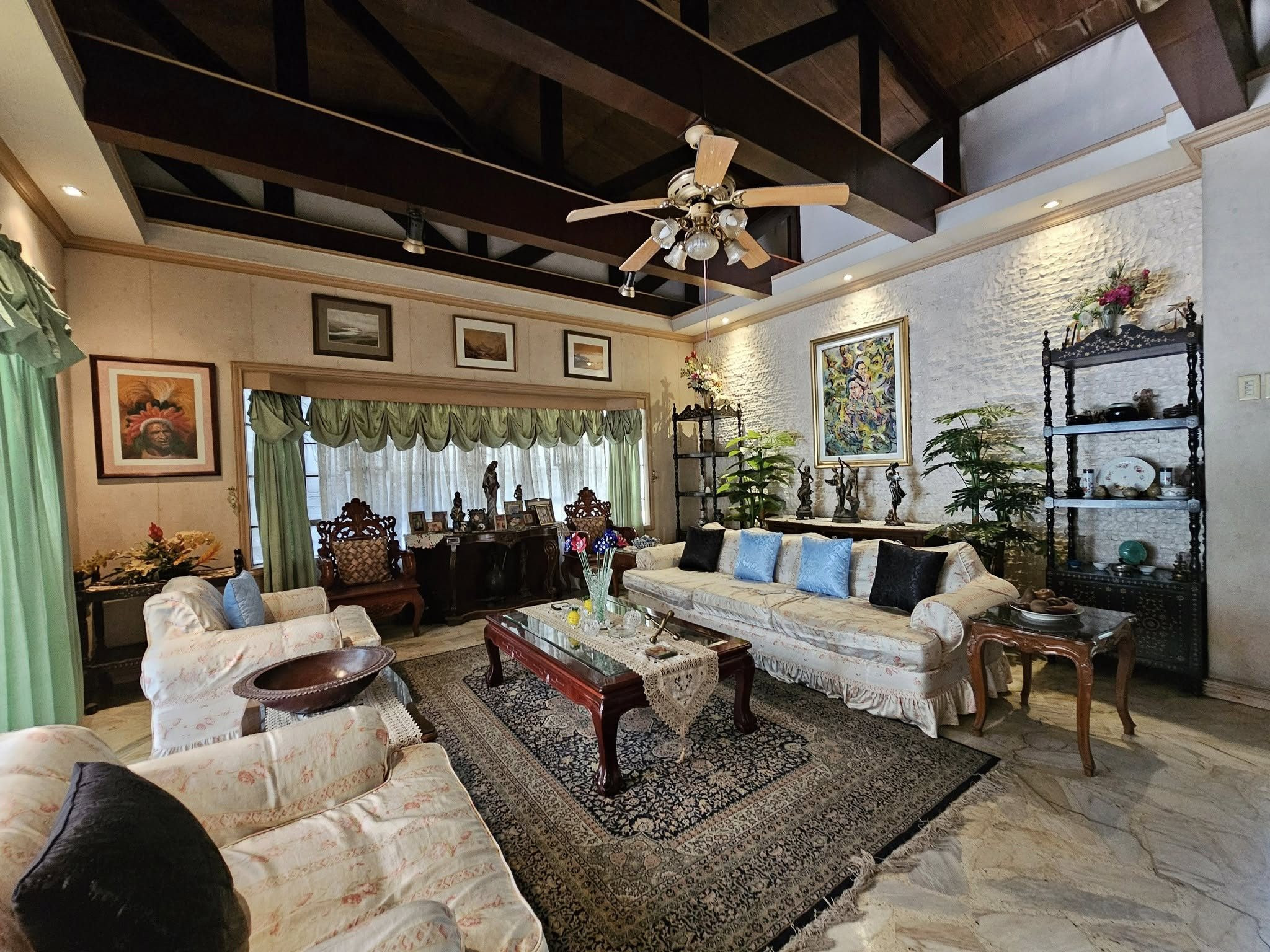 Vintage 5-Bedroom House and Lot for Sale in St. Ignatius, Quezon City photo 2