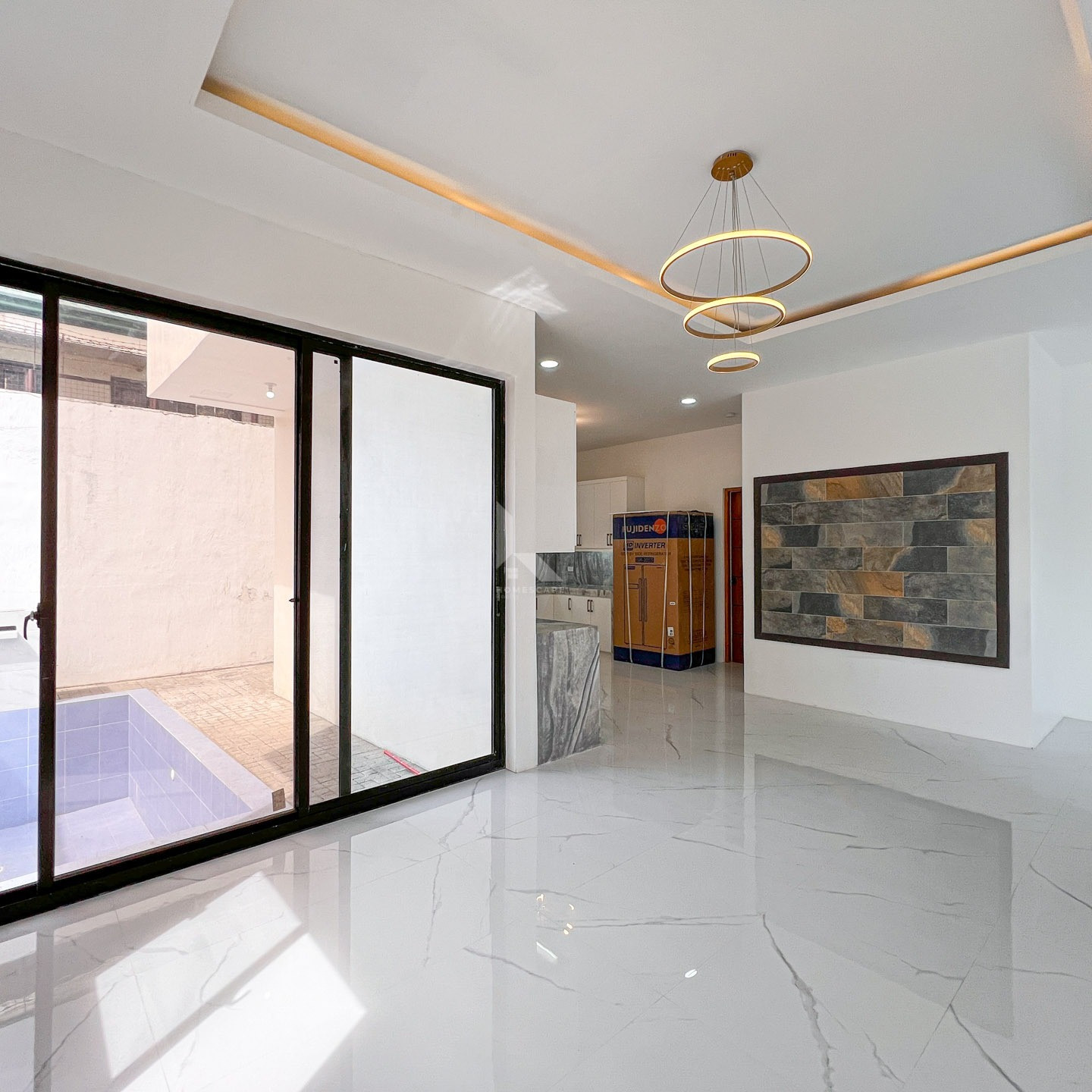 Sophisticated Designer Home For Sale photo 5