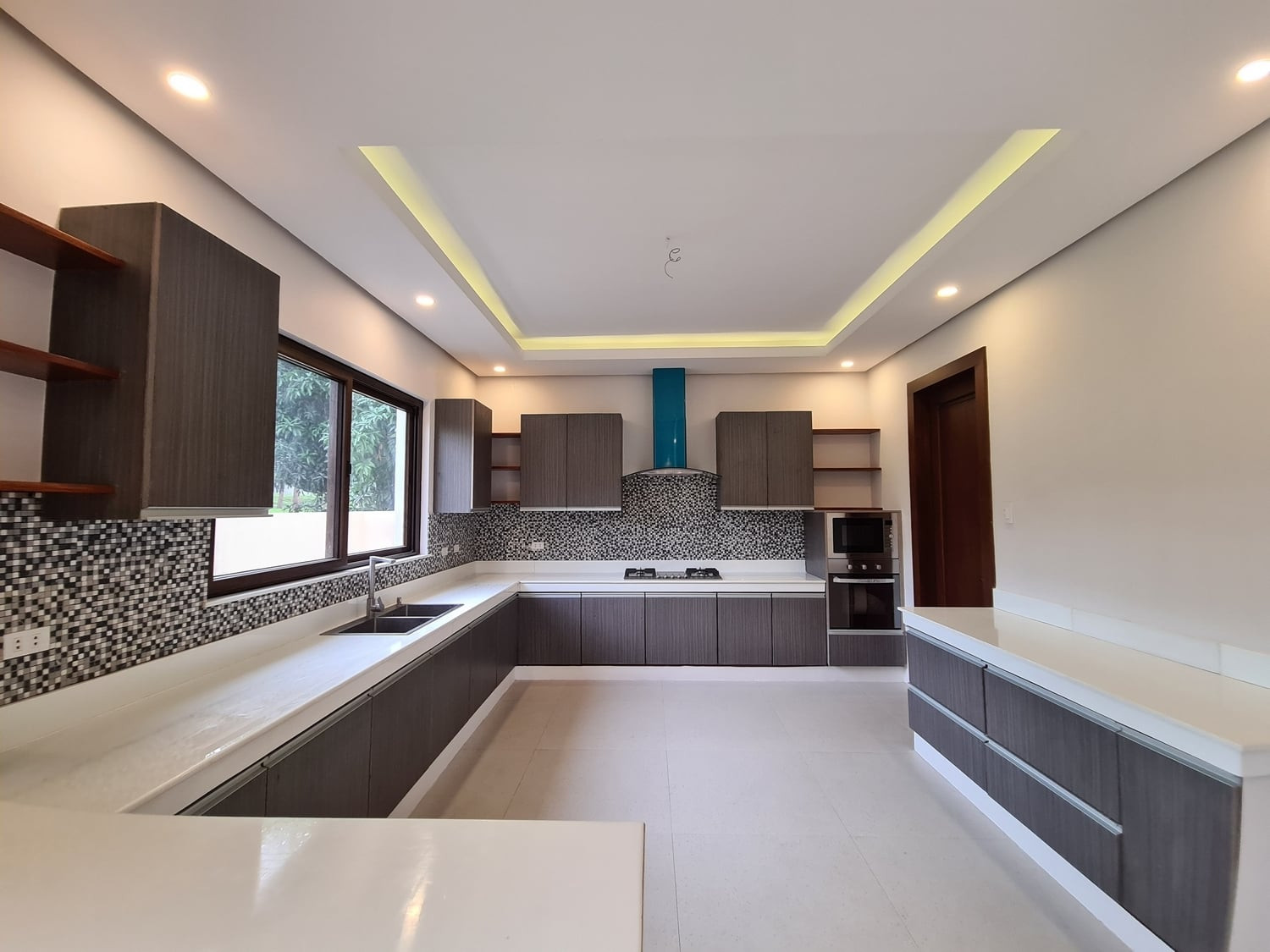 Brandnew Gorgeous Italian Home in Portofino, Vista Alabang photo 4