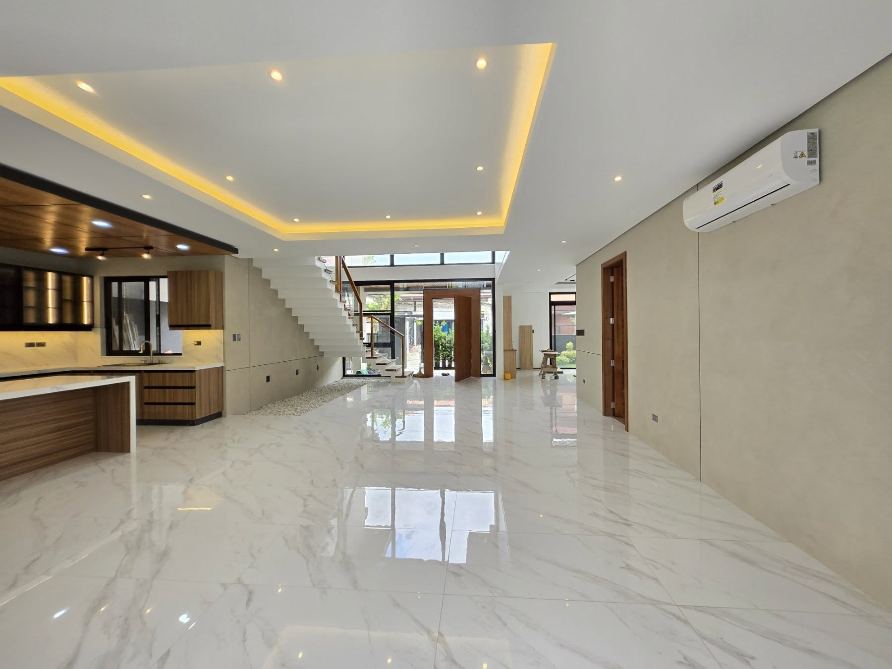 Own this Brand-New 6-Bedroom House photo 5