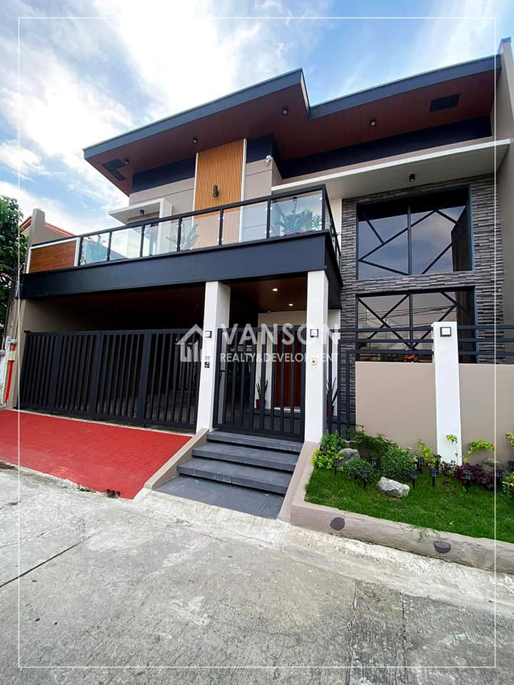 HOUSE AND LOT FOR SALE IN BF RESORT VILLAGE, LAS PIÑAS CITY photo 1