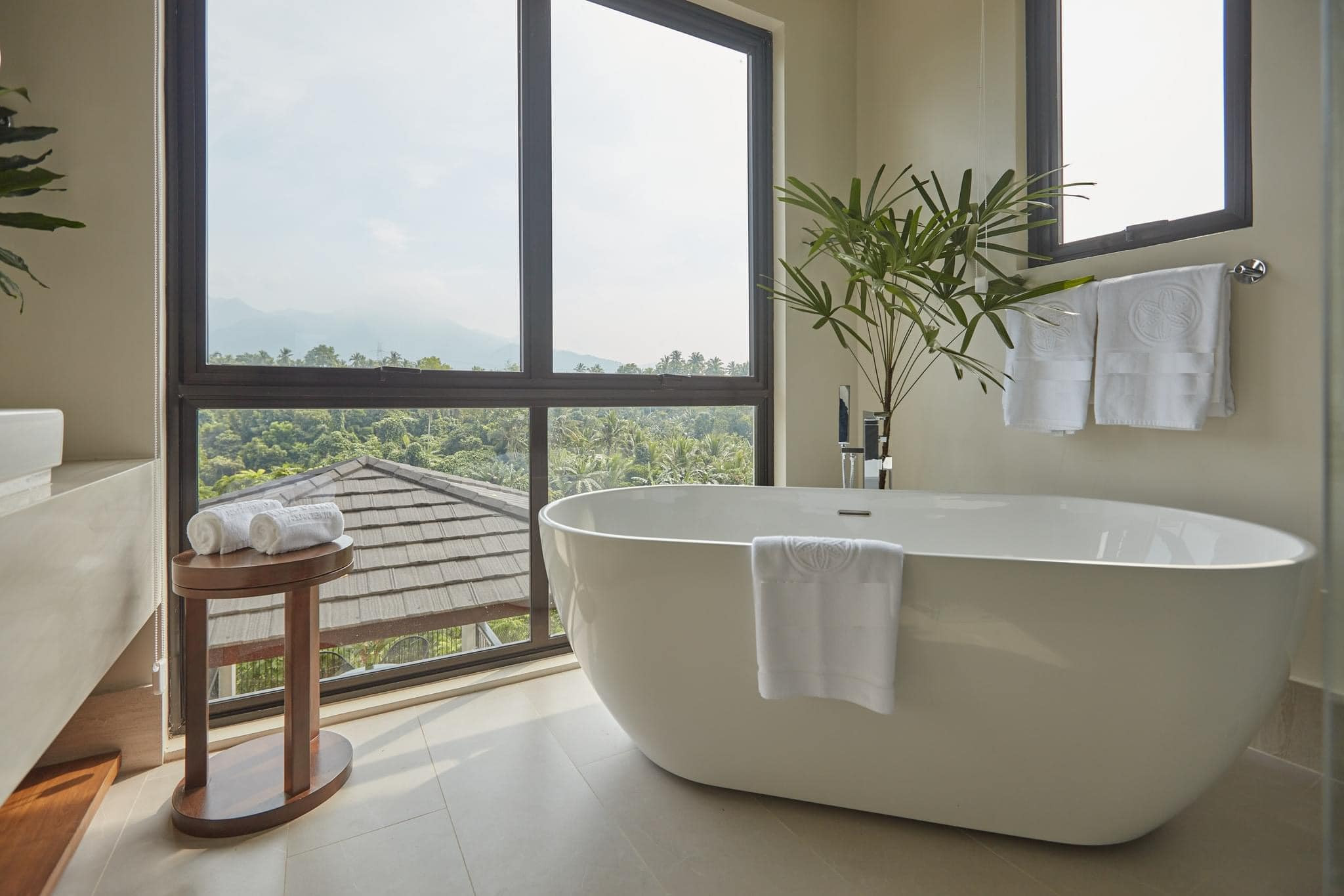 Jaw-Dropping Spectacular Villa for Sale in Lipa, Batangas photo 5