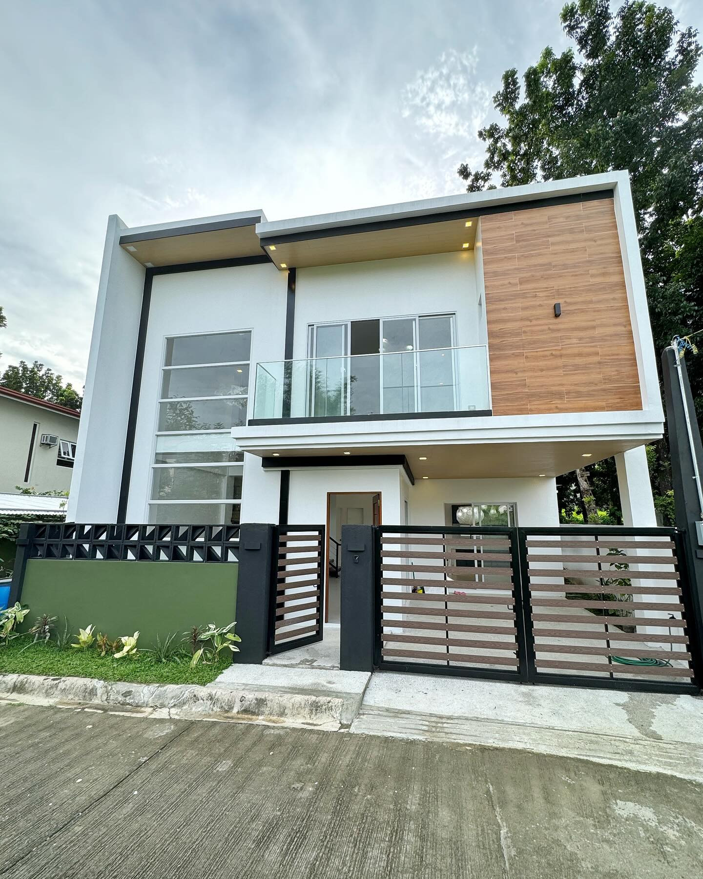 Brand New Modern House in Bagong Silangan Quezon City photo 1