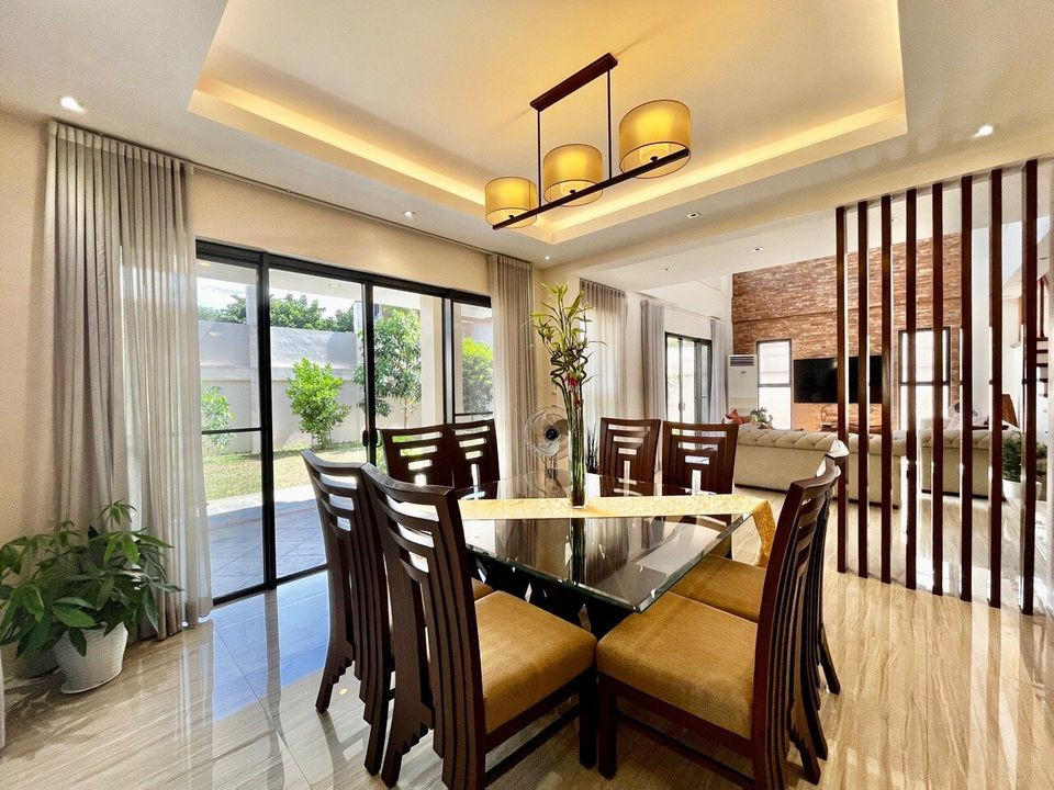 House and Lot For Sale near Bonifacio Global City, Taguig photo 3