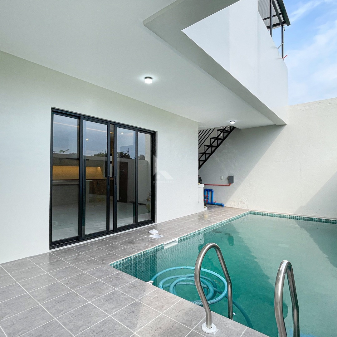 Stunning Brand New Corner House and Lot with Swimming Pool photo 2