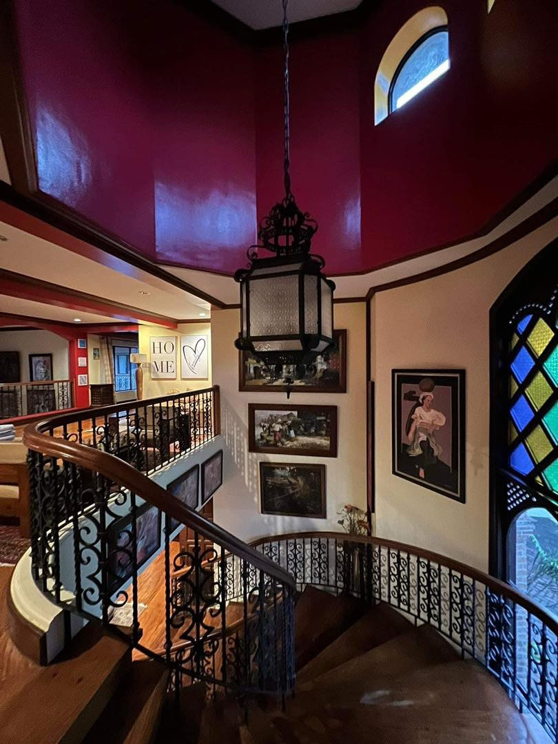A Beautiful Mediterranean Revival Home in Ayala Alabang photo 4