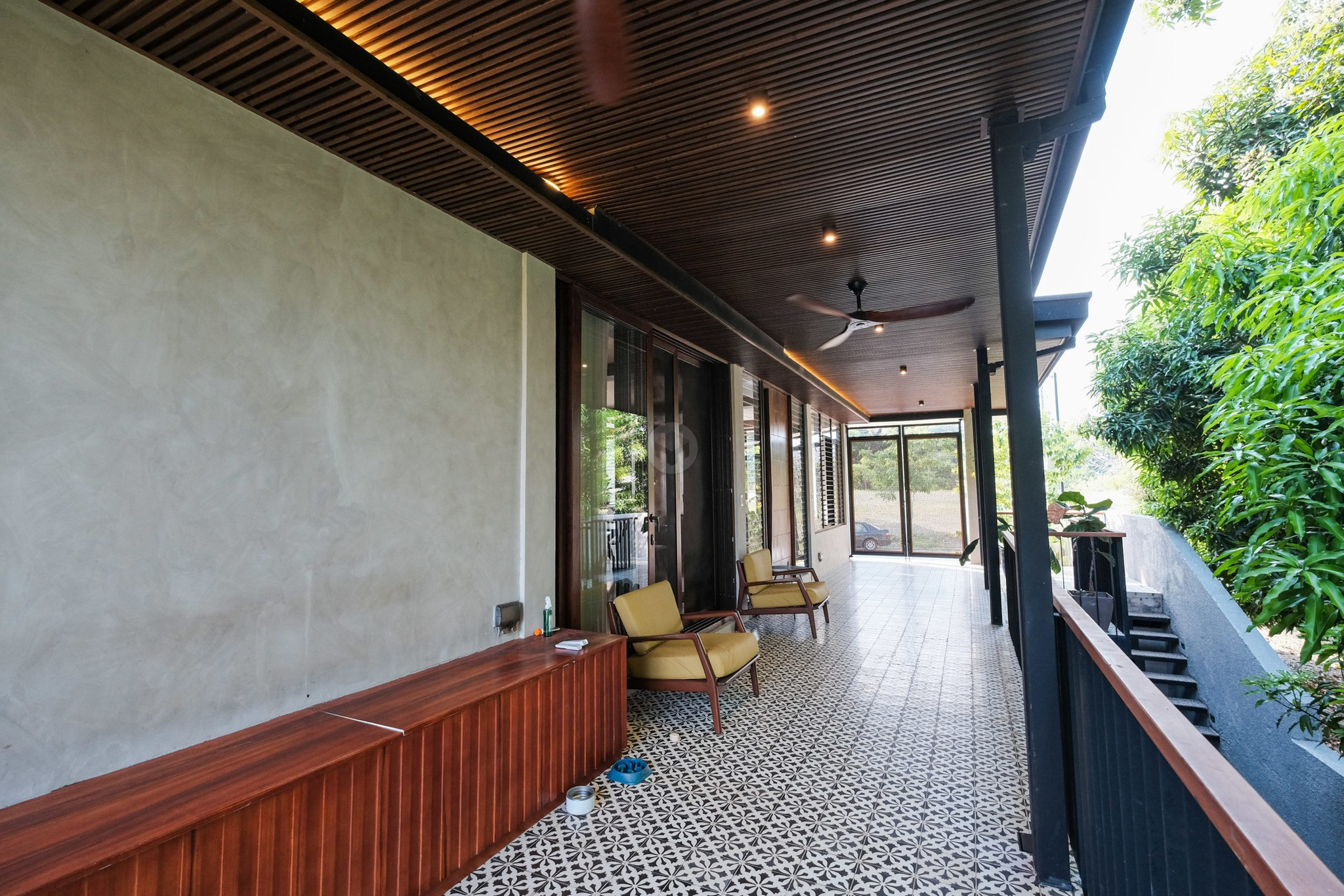 Contemporary 3-Bedroom House and Lot for Sale in Lindenwood Residences photo 3
