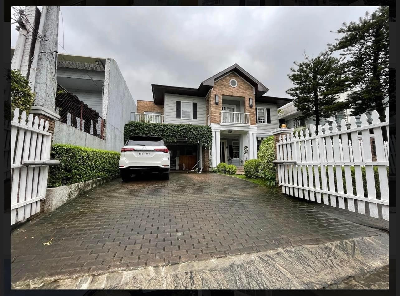 A Statuesque House and Lot for Sale in Xavierville, QC photo 2
