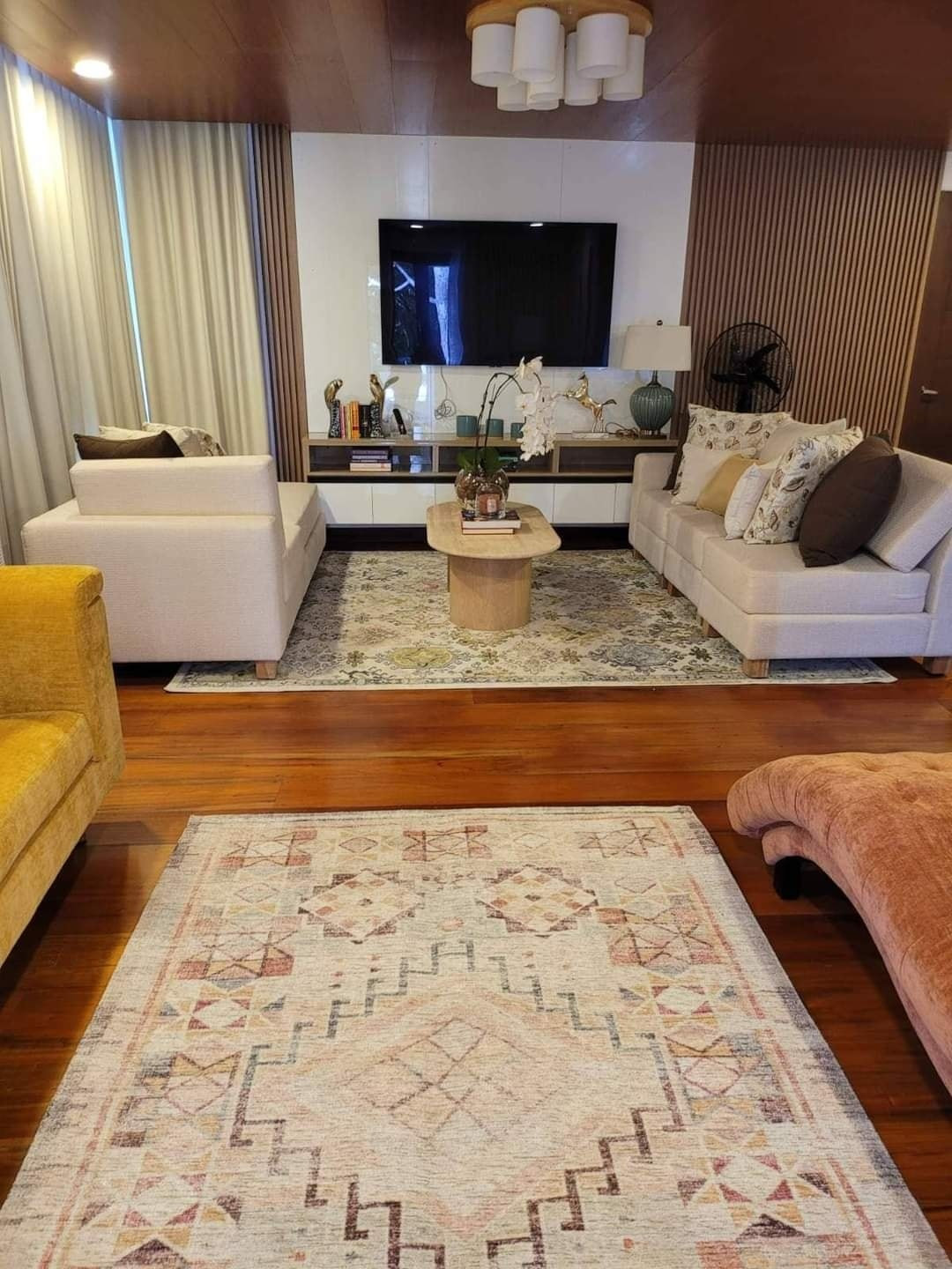 Brand New Aesthetically Pleasing House and Lot For sale photo 2