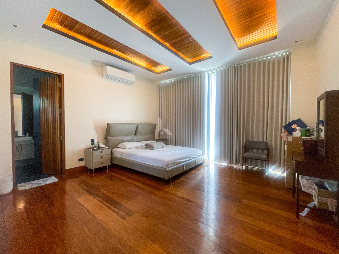 Sophisticated Modern Contemporary House and Lot For Sale photo 5