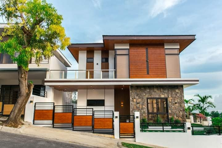 House for Sale photo 1