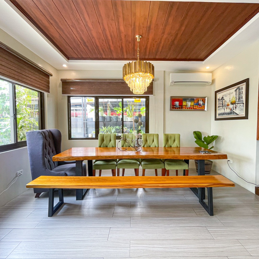 Cozy Modern Tropical House and Lot For Sale photo 3