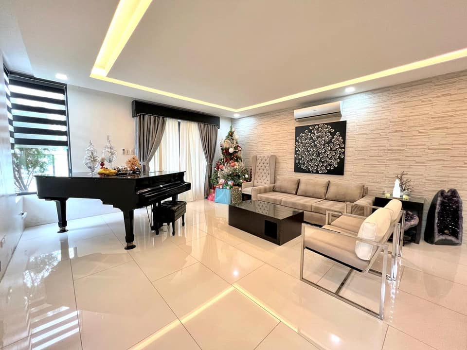 Filinvest 2 QC House & Lot For Sale in Batasan Hills photo 3