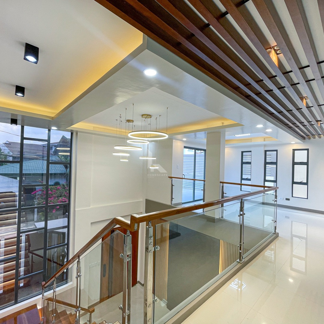 Sophisticated Modern Industrial House and Lot For Sale photo 5