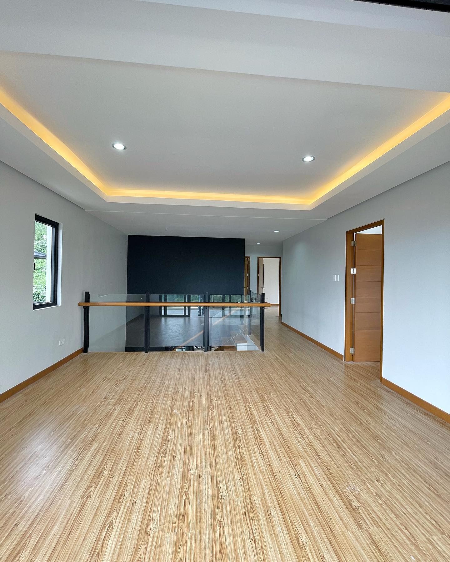 Brand New Modern House photo 5