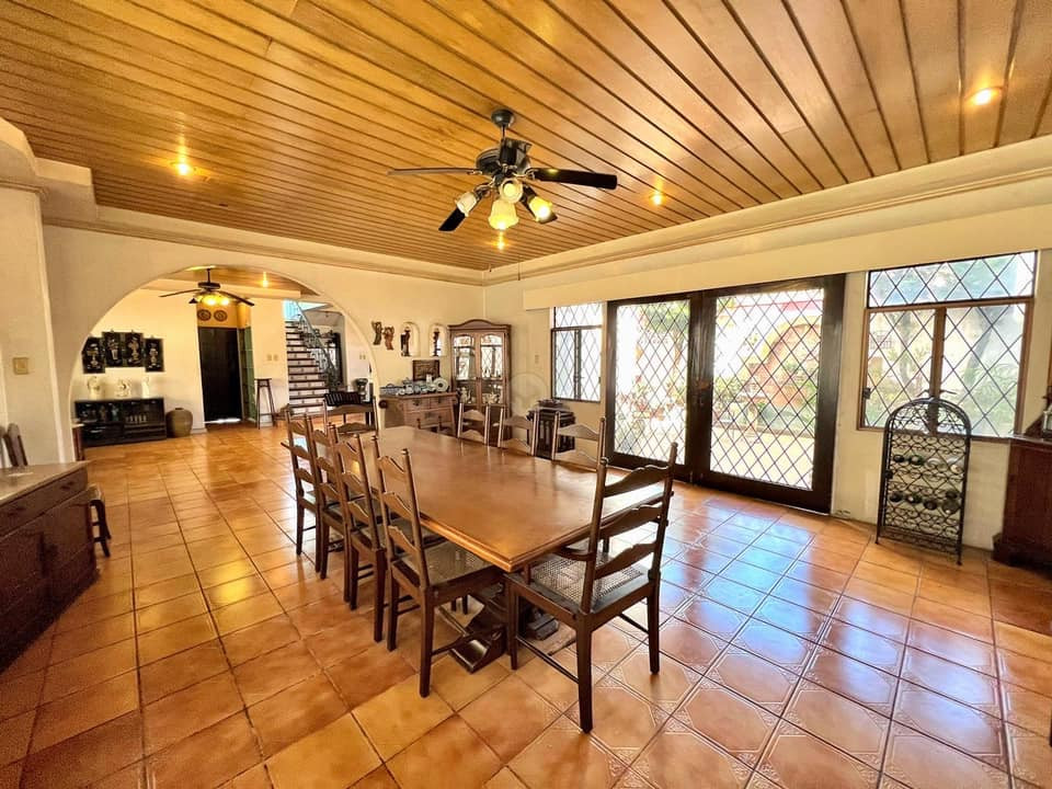 Magallanes Village Makati - House & Lot For Sale photo 4