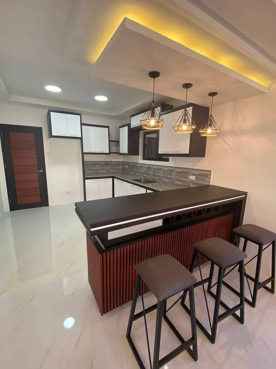BRAND NEW FURNISHED MODERN HOUSE  FOR SALE VERY NEAR SM PAMPANGA photo 4