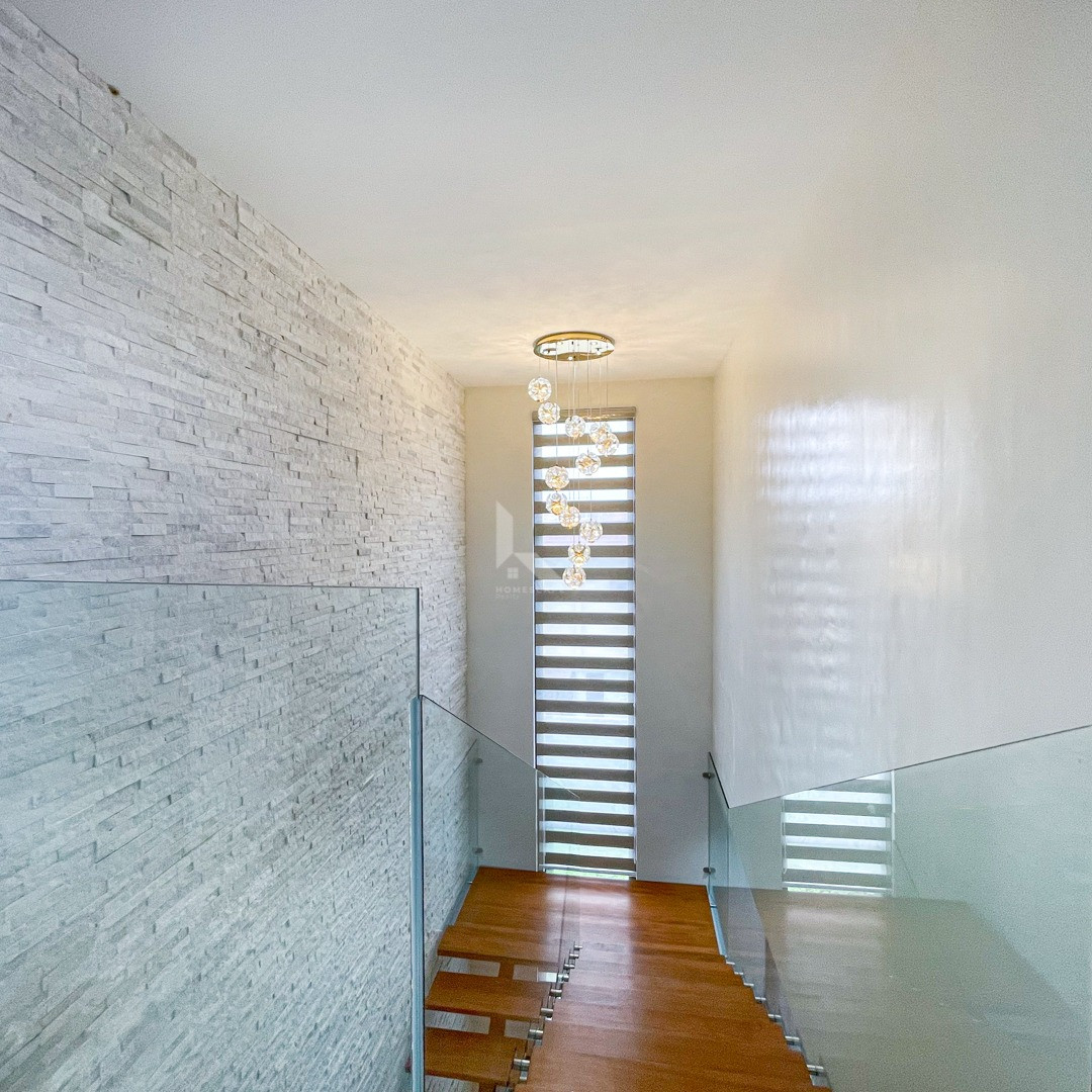 Astounding Modern Contemporary House and Lot For Sale in Filinvest Classic photo 5