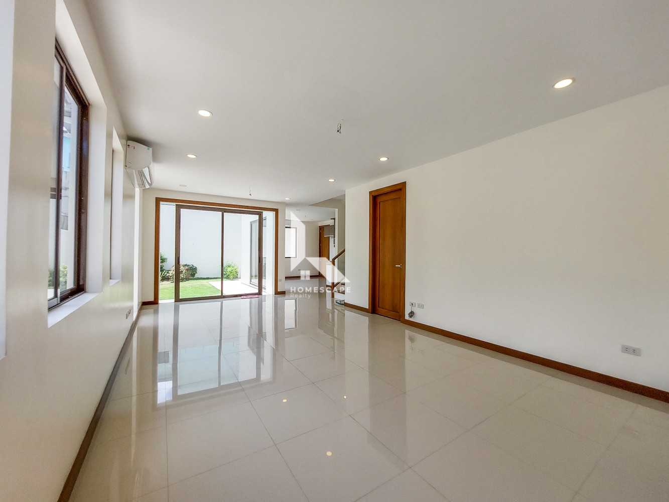 Modern 2 Storey House and Lot for Sale in BF Homes, Paranaque City photo 5