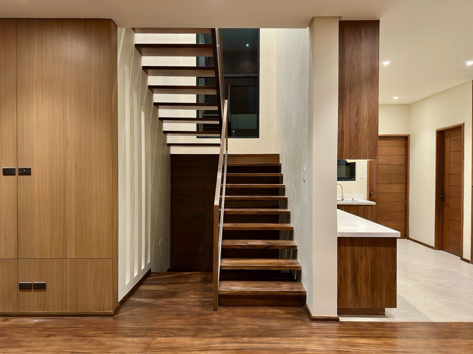 Enchanting 4-Bedroom House and Lot for Sale in Trevi Executive Village photo 3