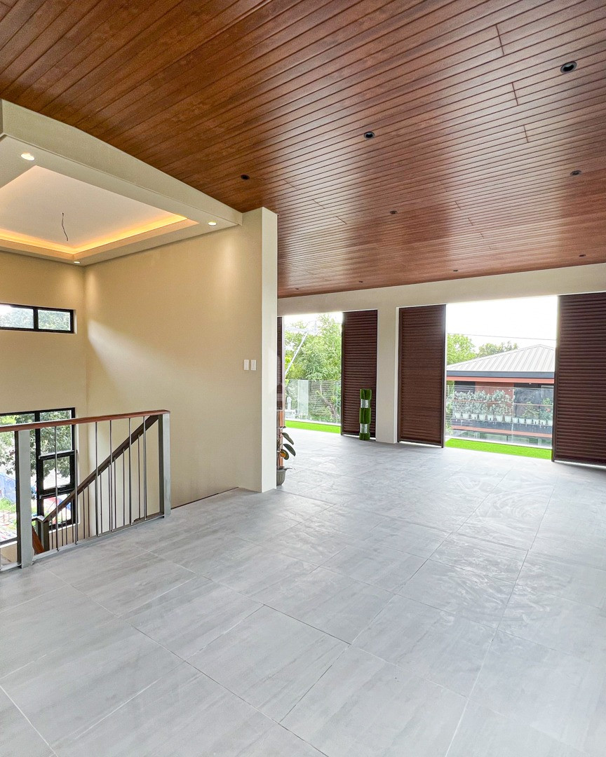 Astonishing Modern Contemporary House and Lot For Sale in Woodridge Heights photo 4