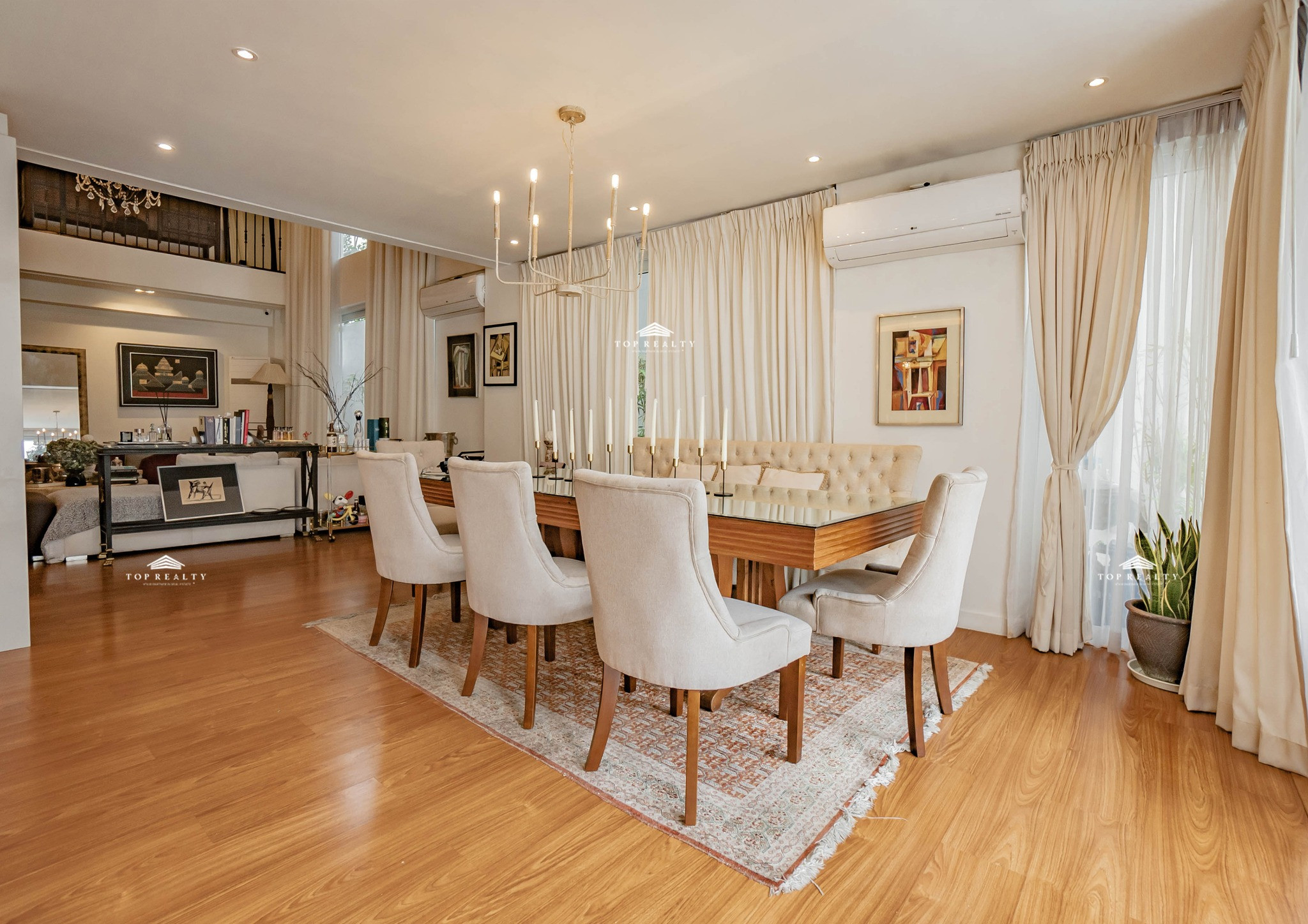 A fully furnished house and lot built with high-end materials photo 4
