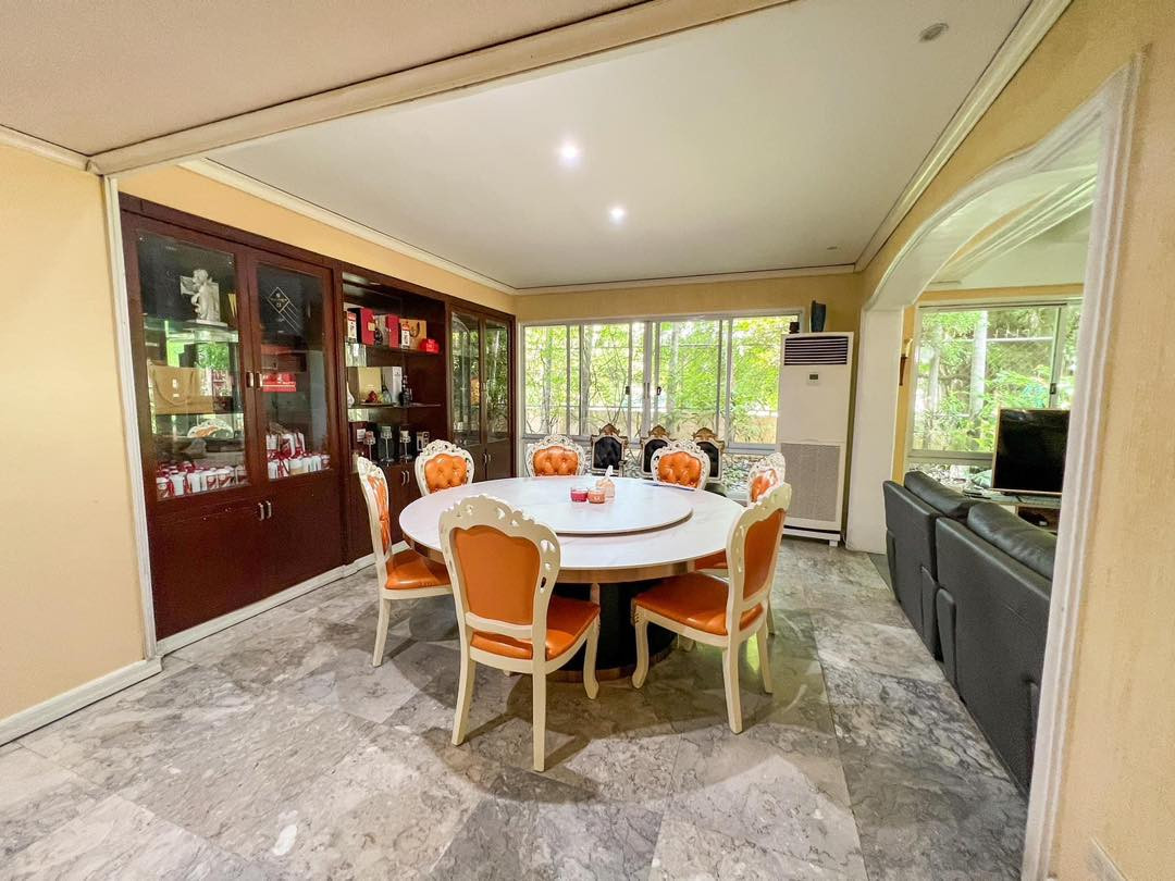 A Prime Attractive House and Lot for Sale in Ayala Alabang photo 4