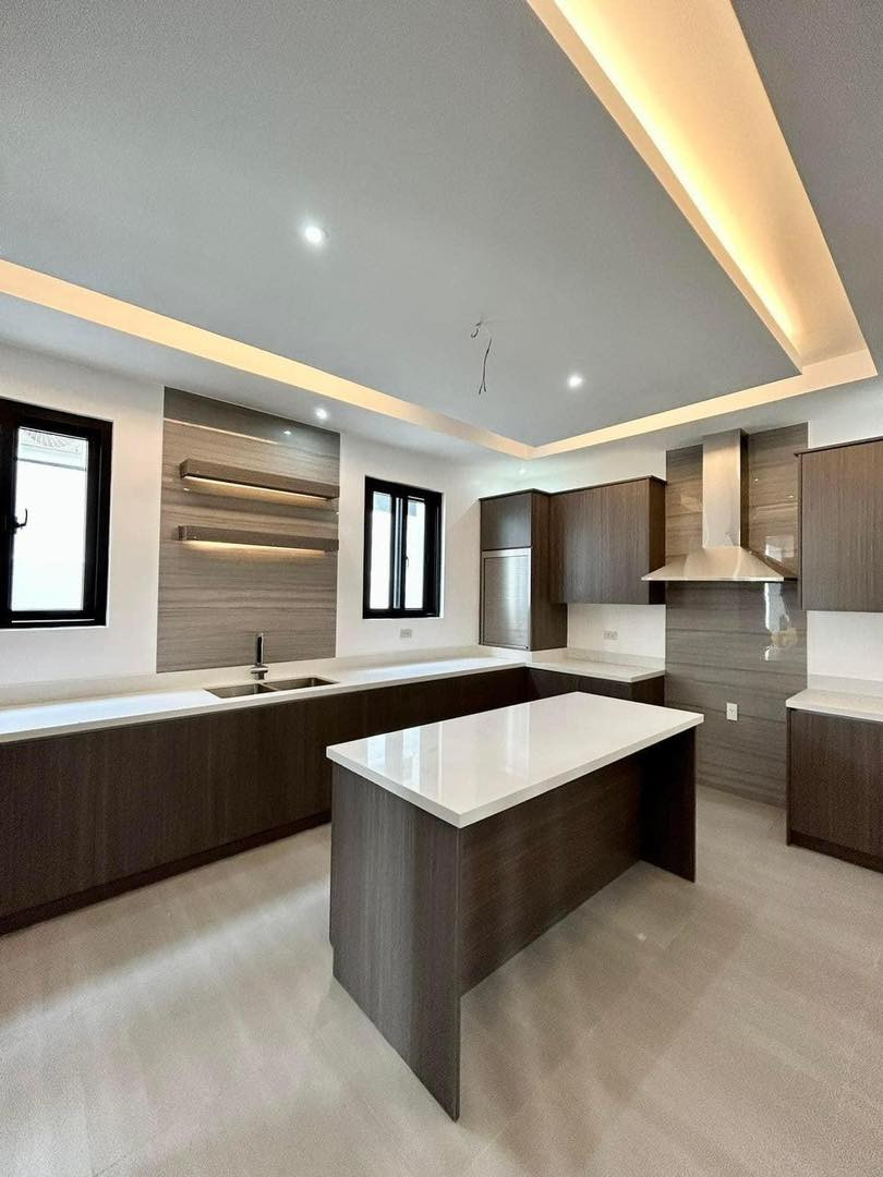 A Brand New Modern Masterpiece for Sale in BF Homes, Parañaque photo 5