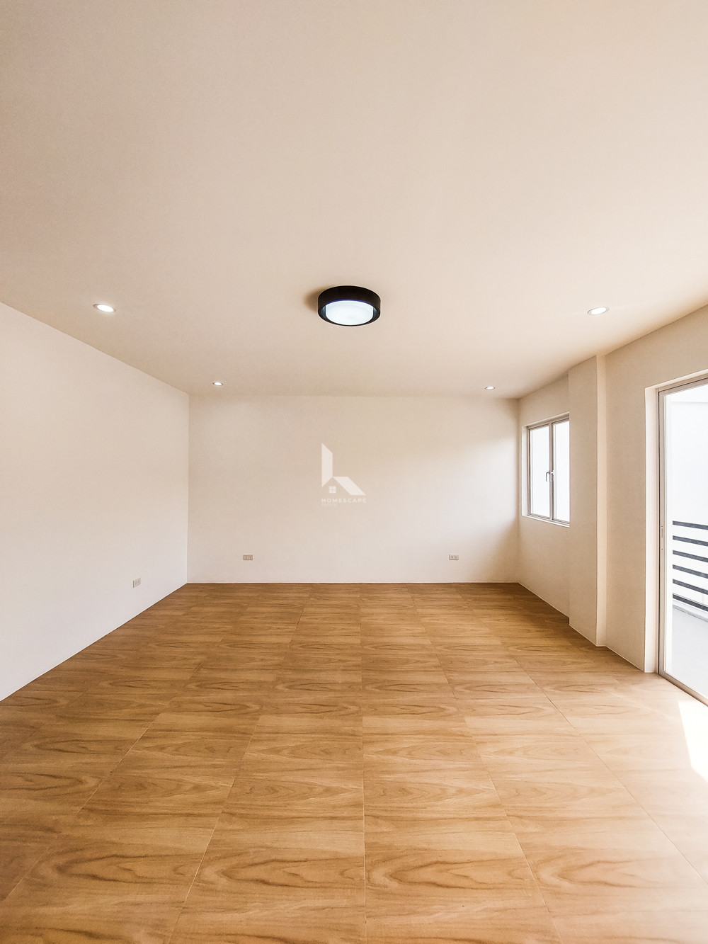 A Spacious and Pleasant Corner House and Lot For Sale in Greenwoods, photo 4
