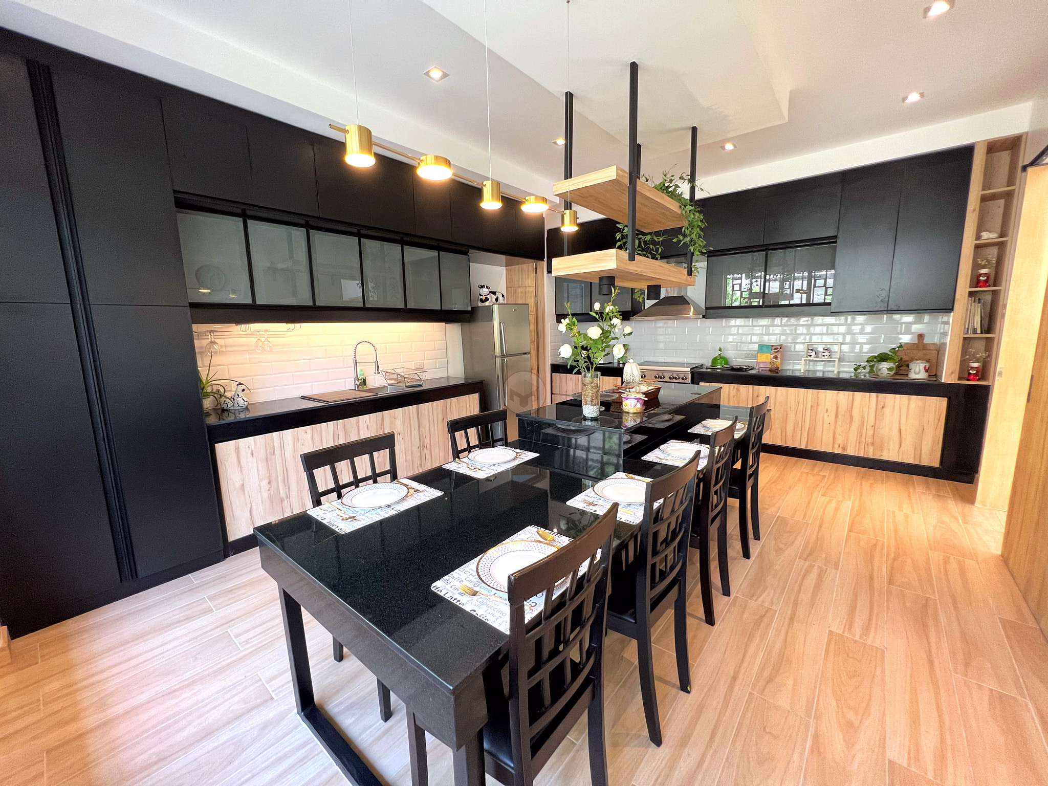 Delightful Pristine House and Lot for Sale In Don Jose Heights photo 5