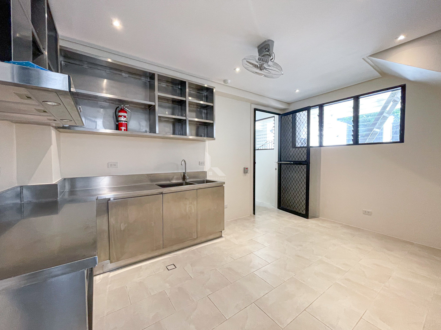 Astounding Modern Mediterranean House and Lot For Sale in Ayala Alabang Village photo 4