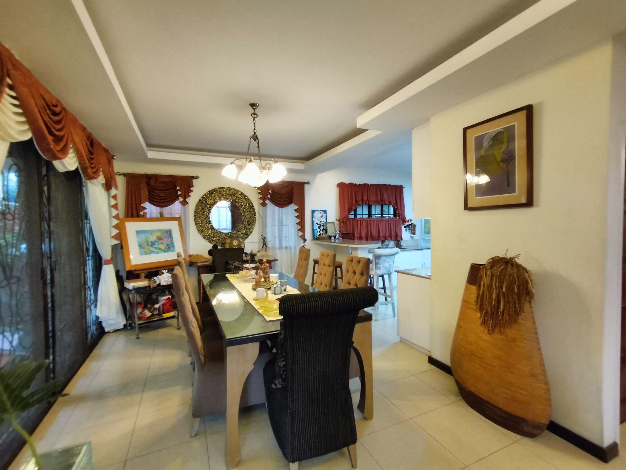 Mediterranean House For Sale in Tierra Nueva Alabang Muntinlupa City photo 2
