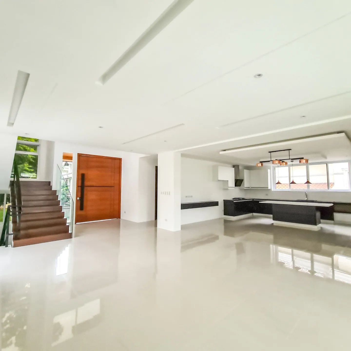 Brand New 3 Storey House and Lot for sale in Don Antonio Royale photo 4
