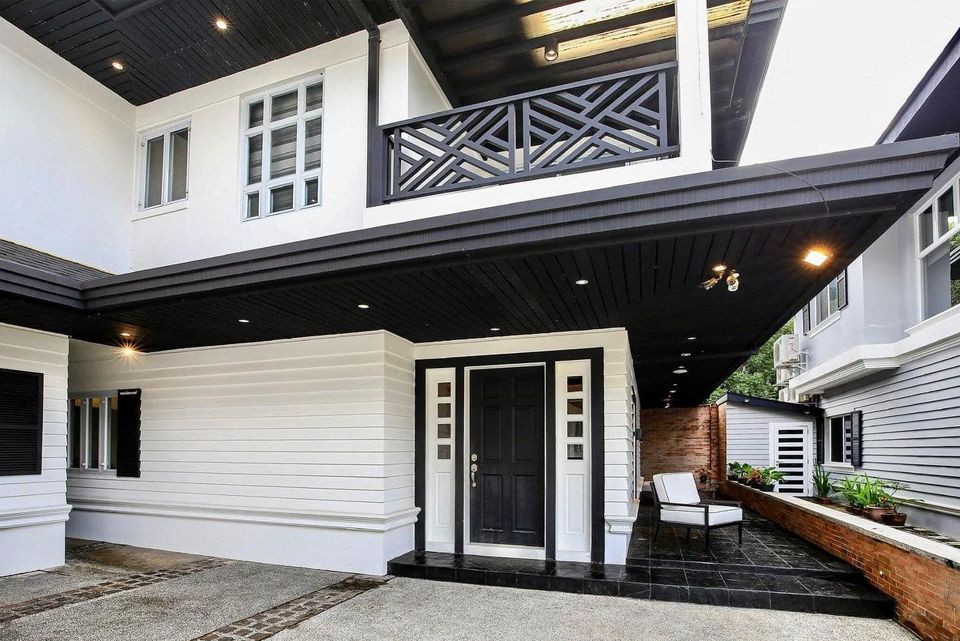 Capitol Hills QC House & Lot For Sale photo 3