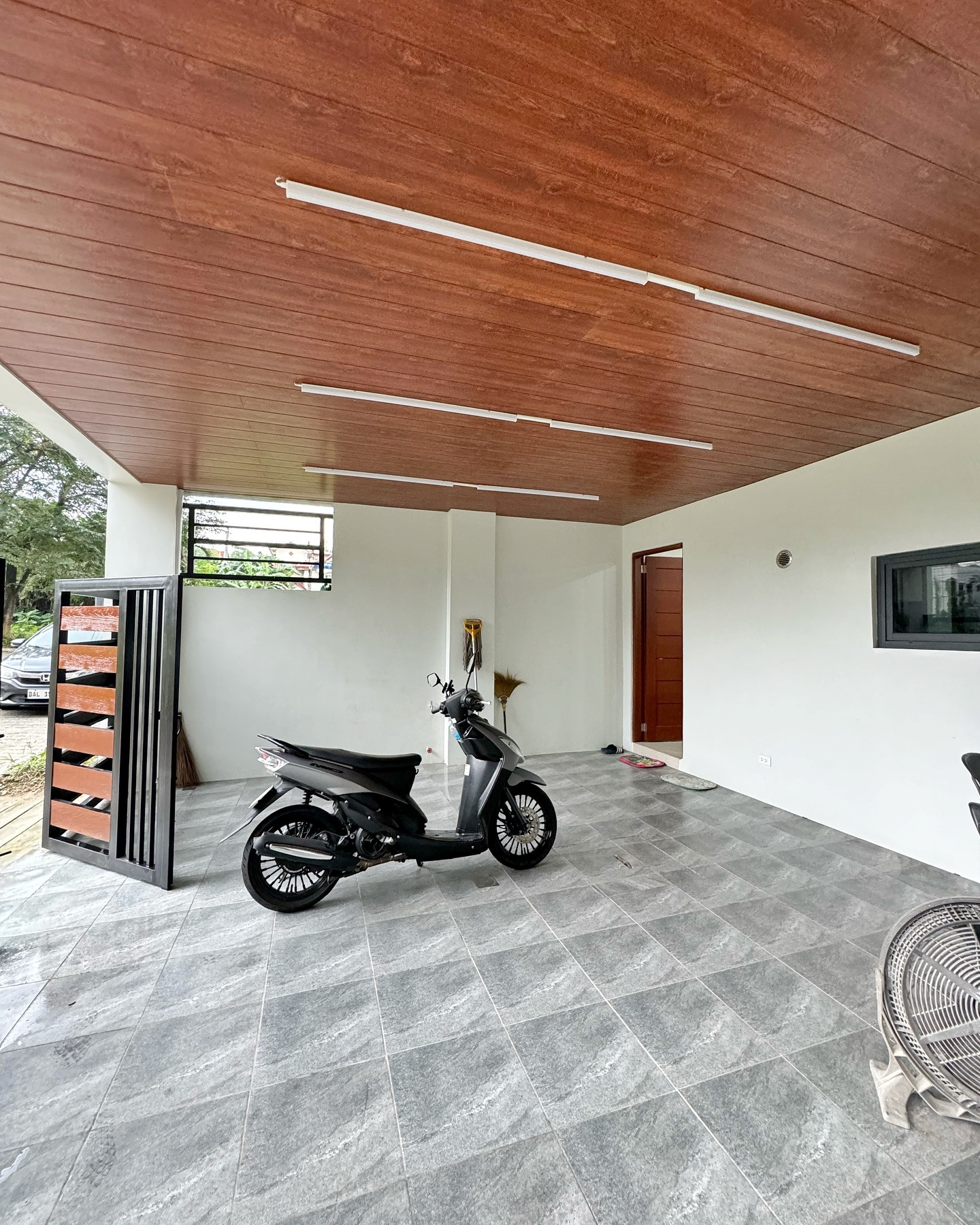 Brand New Modern Corner House for Sale photo 2