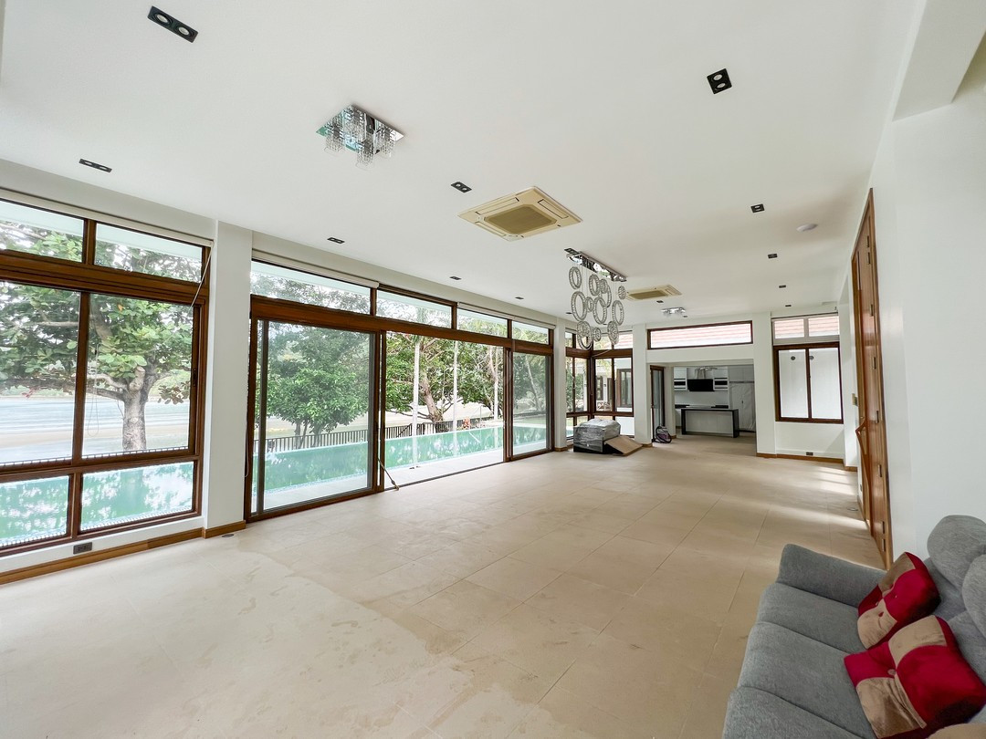 A Beautiful Beach Front Home in Peninsula De Punta Fuego, Batangas photo 5