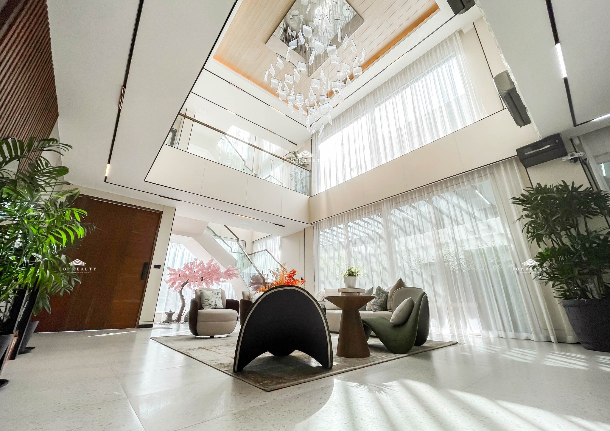 Tokyo Mansions photo 4