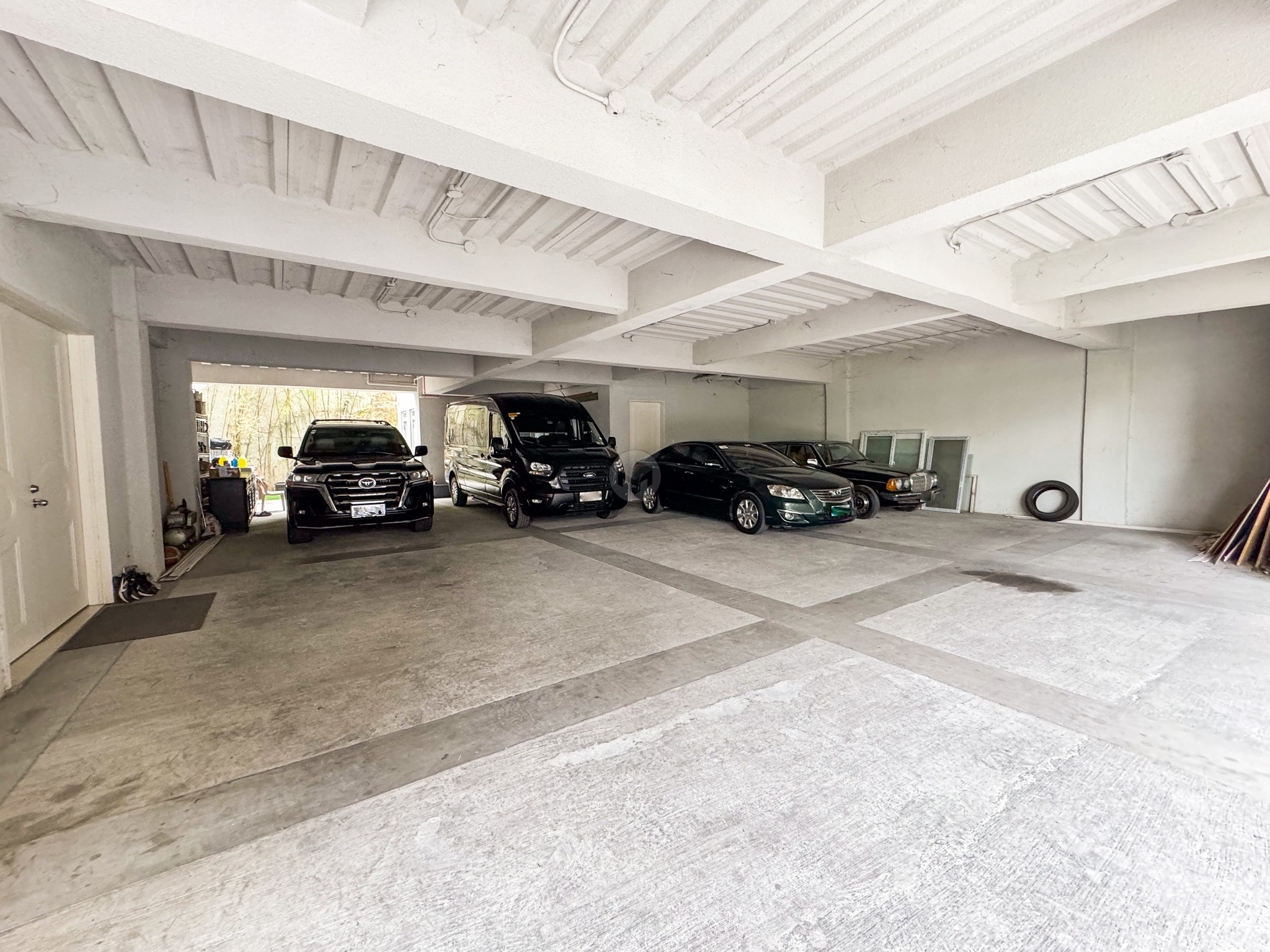 A Rare Gem for Sale in Loyola Grand Villas, Quezon City photo 4
