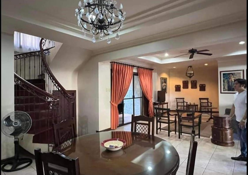 3 Bedroom House with Swimming Pool for Sale photo 3