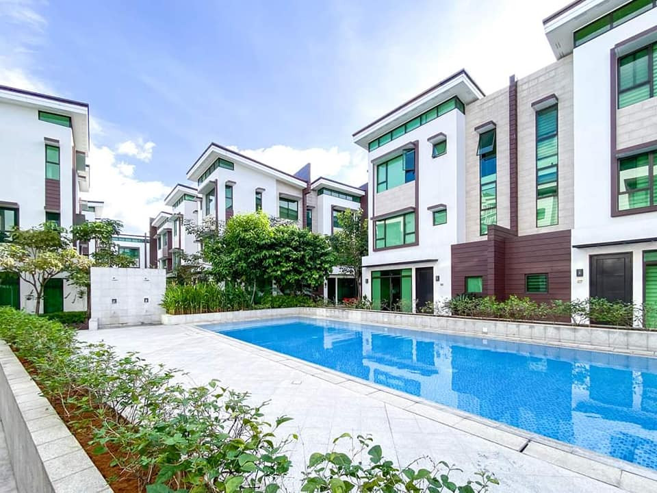 Modern Townhouse for Sale in San Juan photo 3