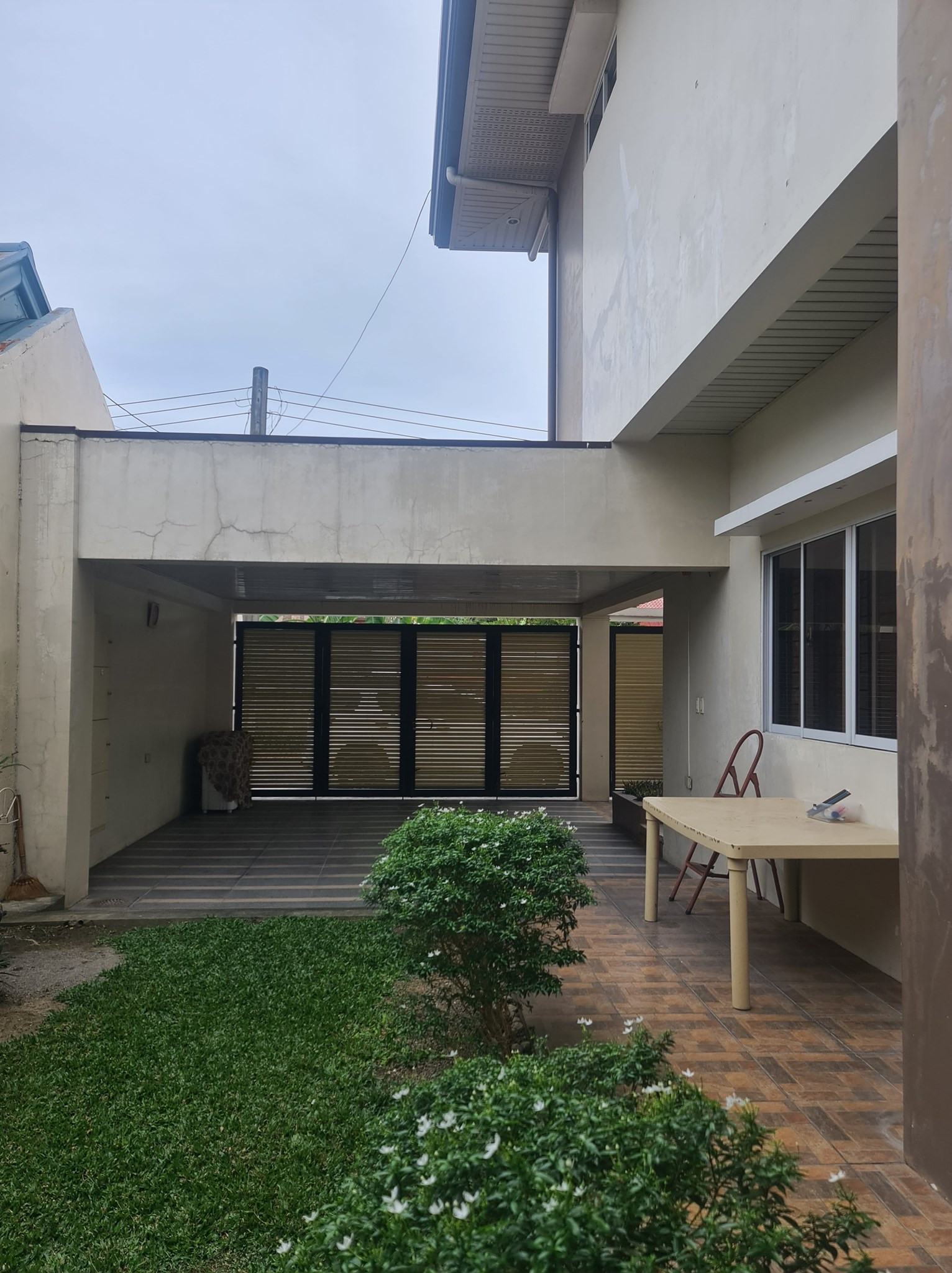Two Storey House For Sale or Rent photo 3